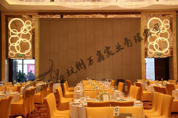 酒店宴会厅定制灯带壁灯