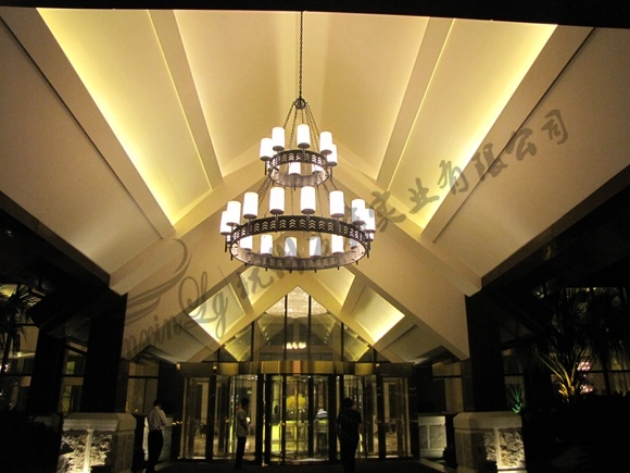 酒店大门定制铁艺现代风格吊灯