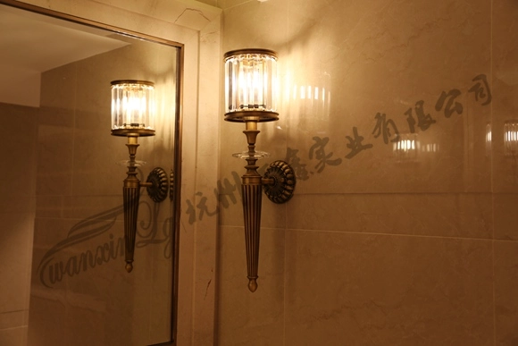 曙光之城 卫生间壁灯