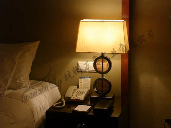 酒店客房铁艺布罩台灯