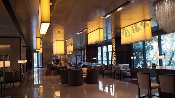酒店休息区定制大型吸顶灯